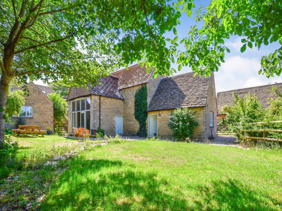 Butts Farm Villa Cirencester Eksteriør billede