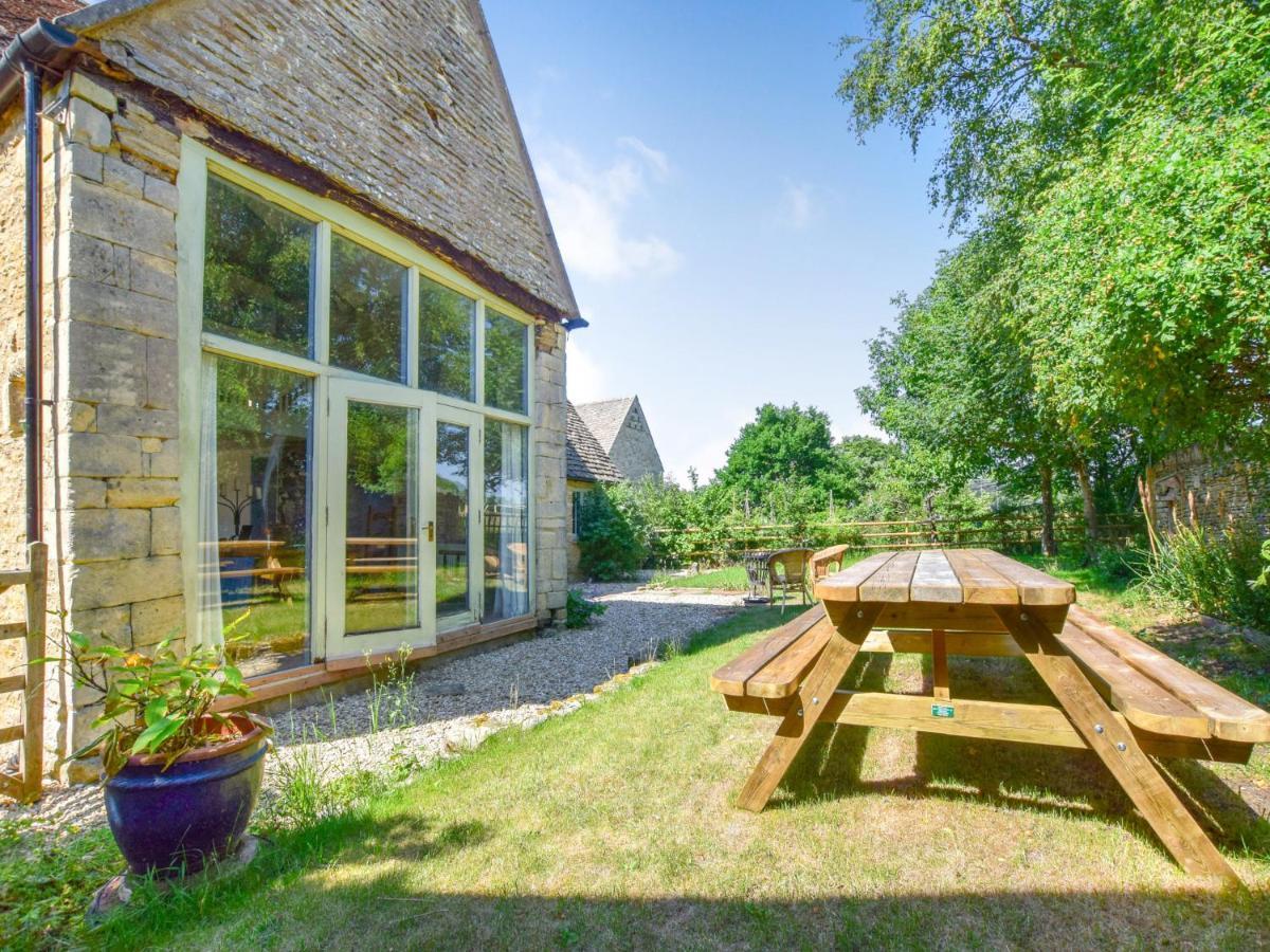 Butts Farm Villa Cirencester Eksteriør billede