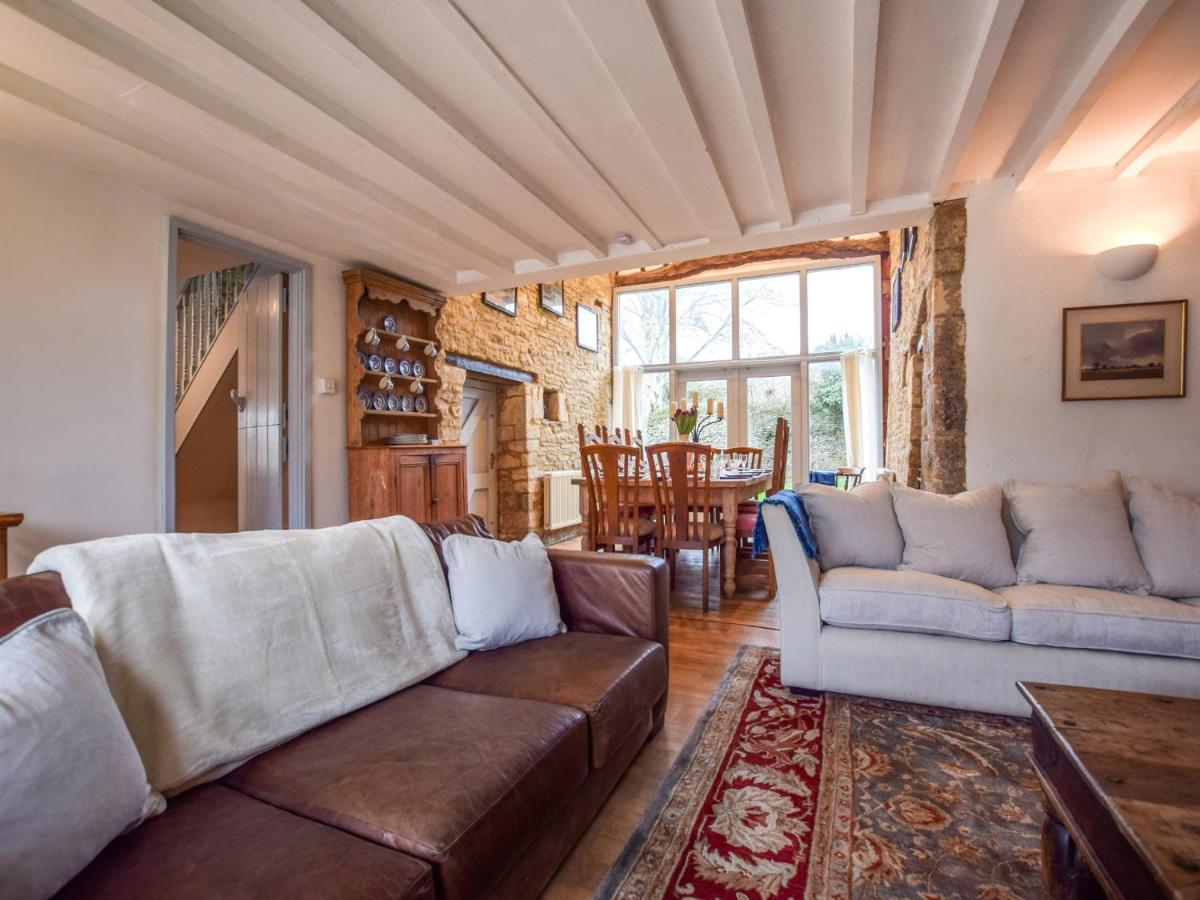 Butts Farm Villa Cirencester Eksteriør billede