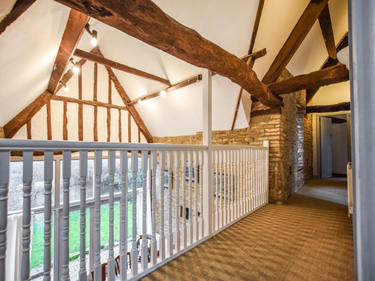 Butts Farm Villa Cirencester Eksteriør billede